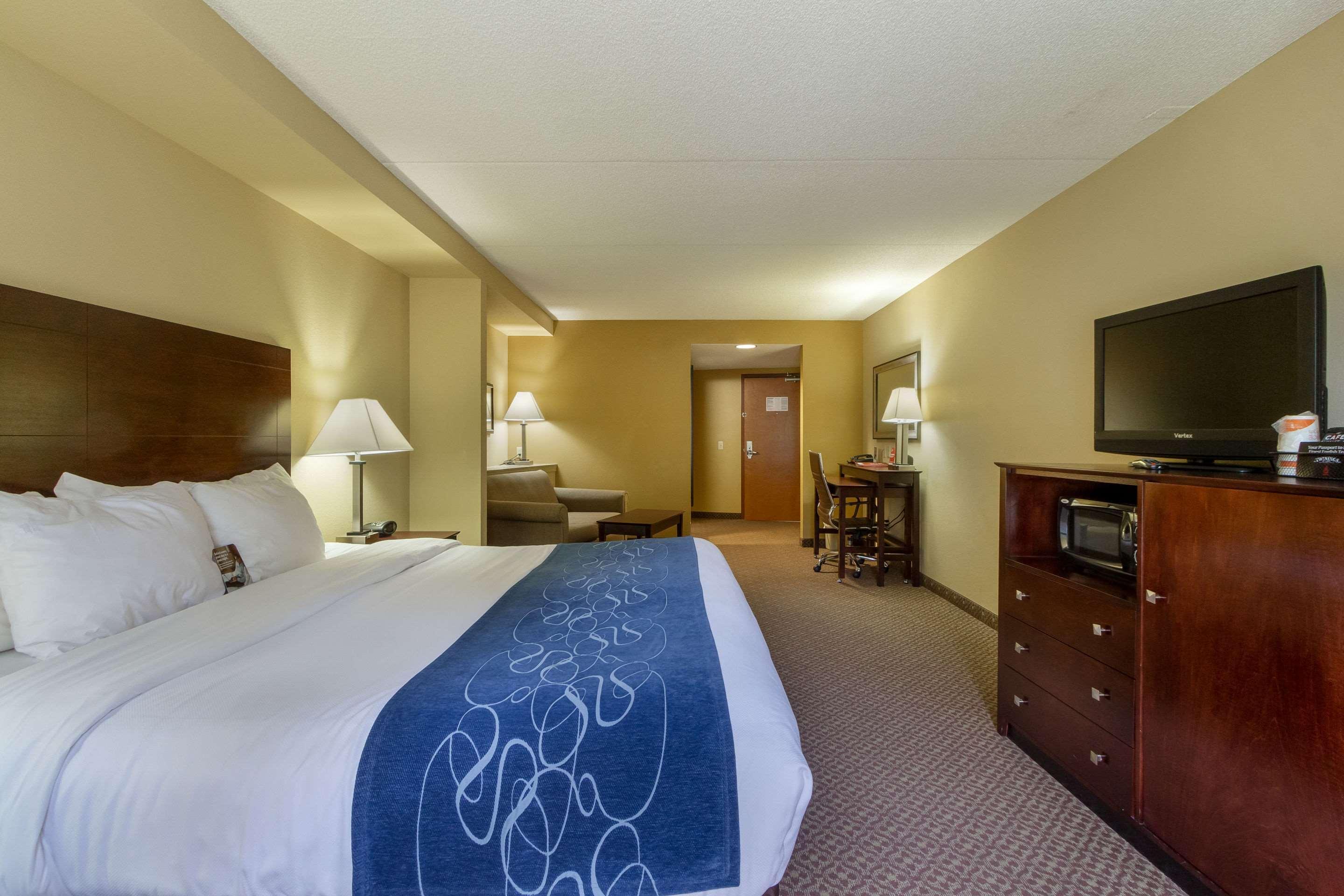 Comfort Near Battlefield Visitor Center Hotel 3*